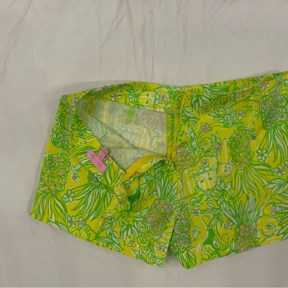 Lilly Pulitzer Size 0 Shorts Liza Crazy Cat House Print 
Green Yellow White - Picture 7 of 12